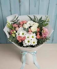 Букет цветов из:  Розы, Лизиантусы и Хризантемы в Губкине