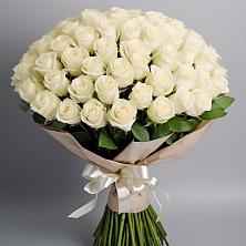 Букет 101 беля роза Белоснежка в Губкине