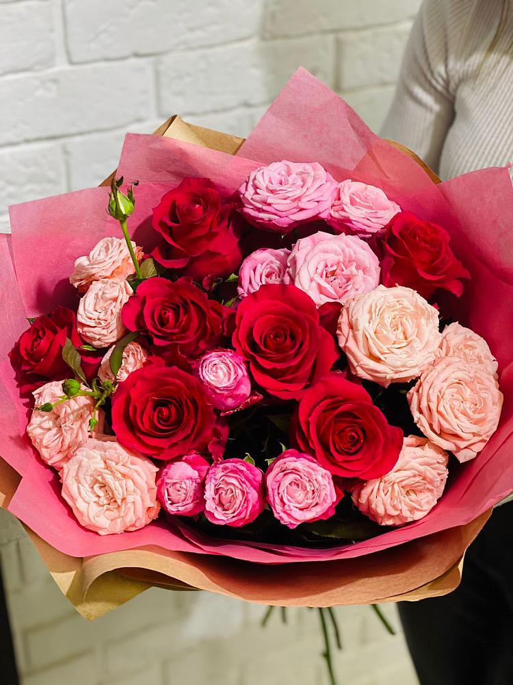 Букет цветов из: Розы в Губкине