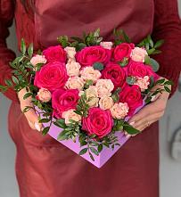 Цветочная композиция из Розы в коробке #REPLACE_PRED# Губкине