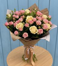 Букет цветов из:  Розы в Губкине
