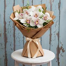 Букет цветов из:  Орхидеи и Розы в Губкине